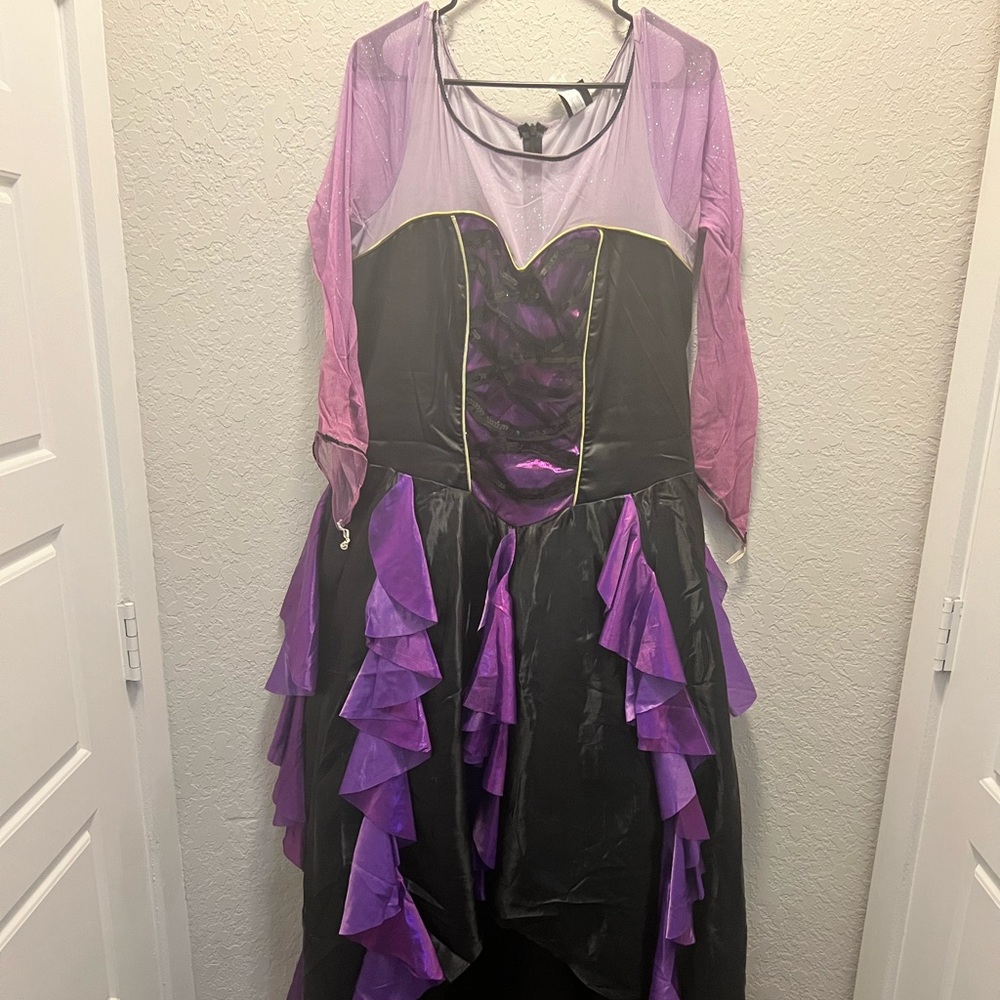 COPY - Plus sized Ursula dress costume